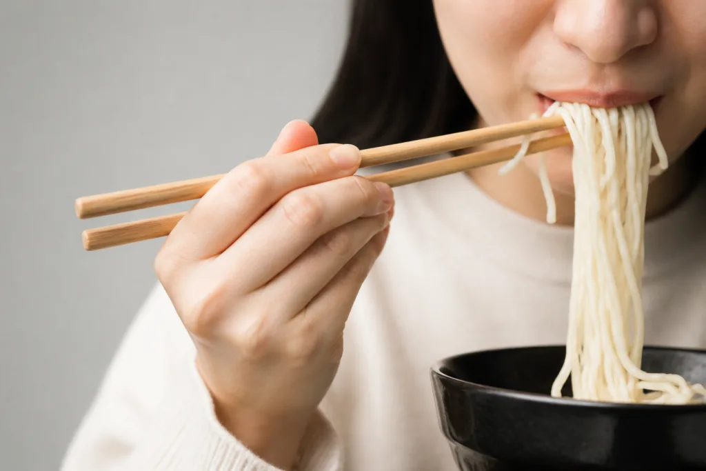 bamboo chopsticks grip noodles bamboo chopsticks grip noodles